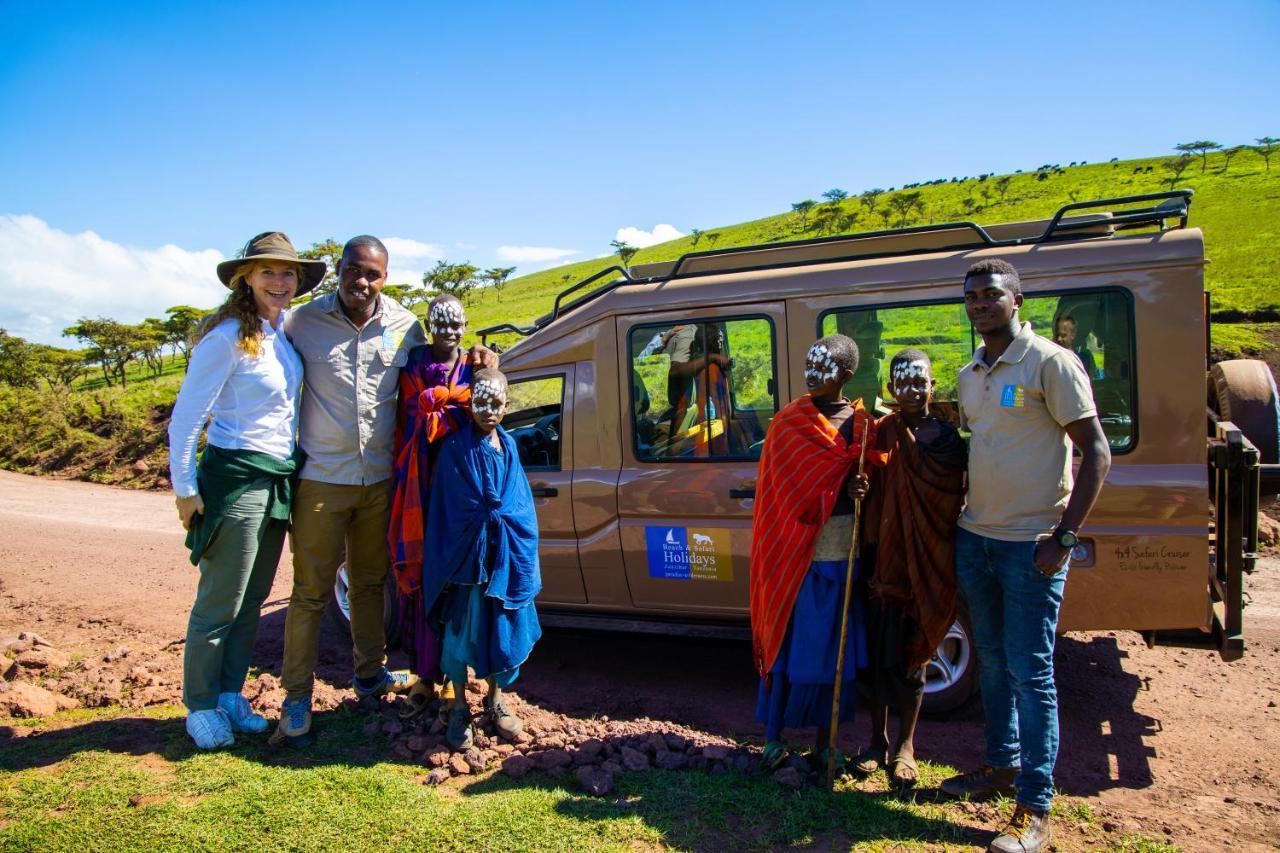 Africa Safari Maasai Boma Villa Serengeti Bagian luar foto