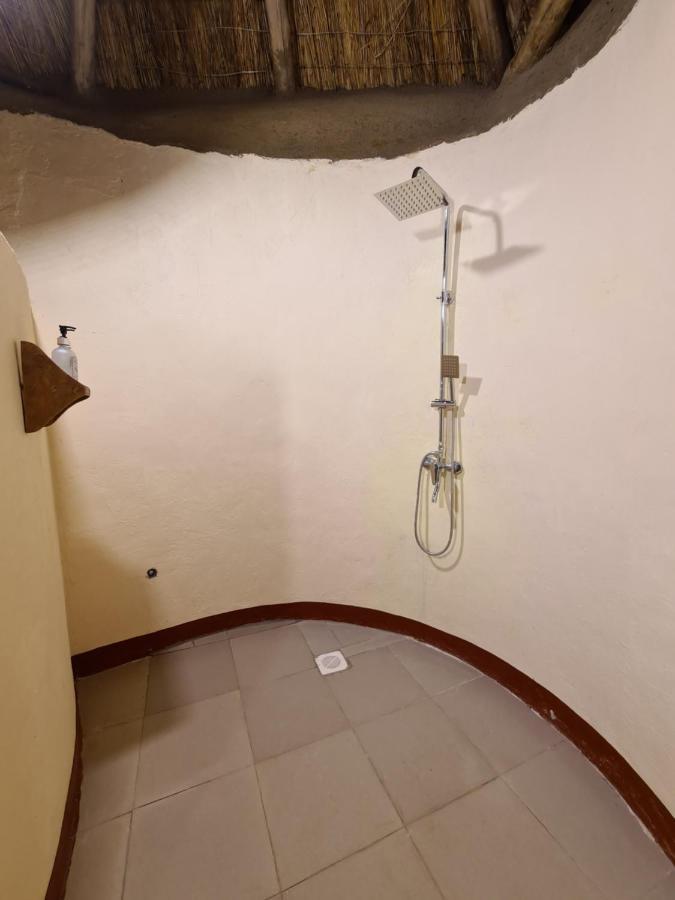 Africa Safari Maasai Boma Villa Serengeti Bagian luar foto