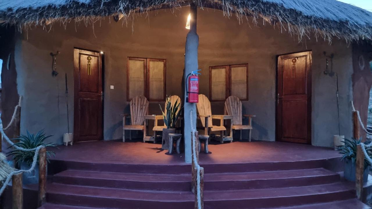 Africa Safari Maasai Boma Villa Serengeti Bagian luar foto