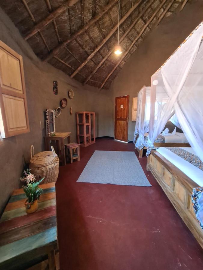 Africa Safari Maasai Boma Villa Serengeti Bagian luar foto