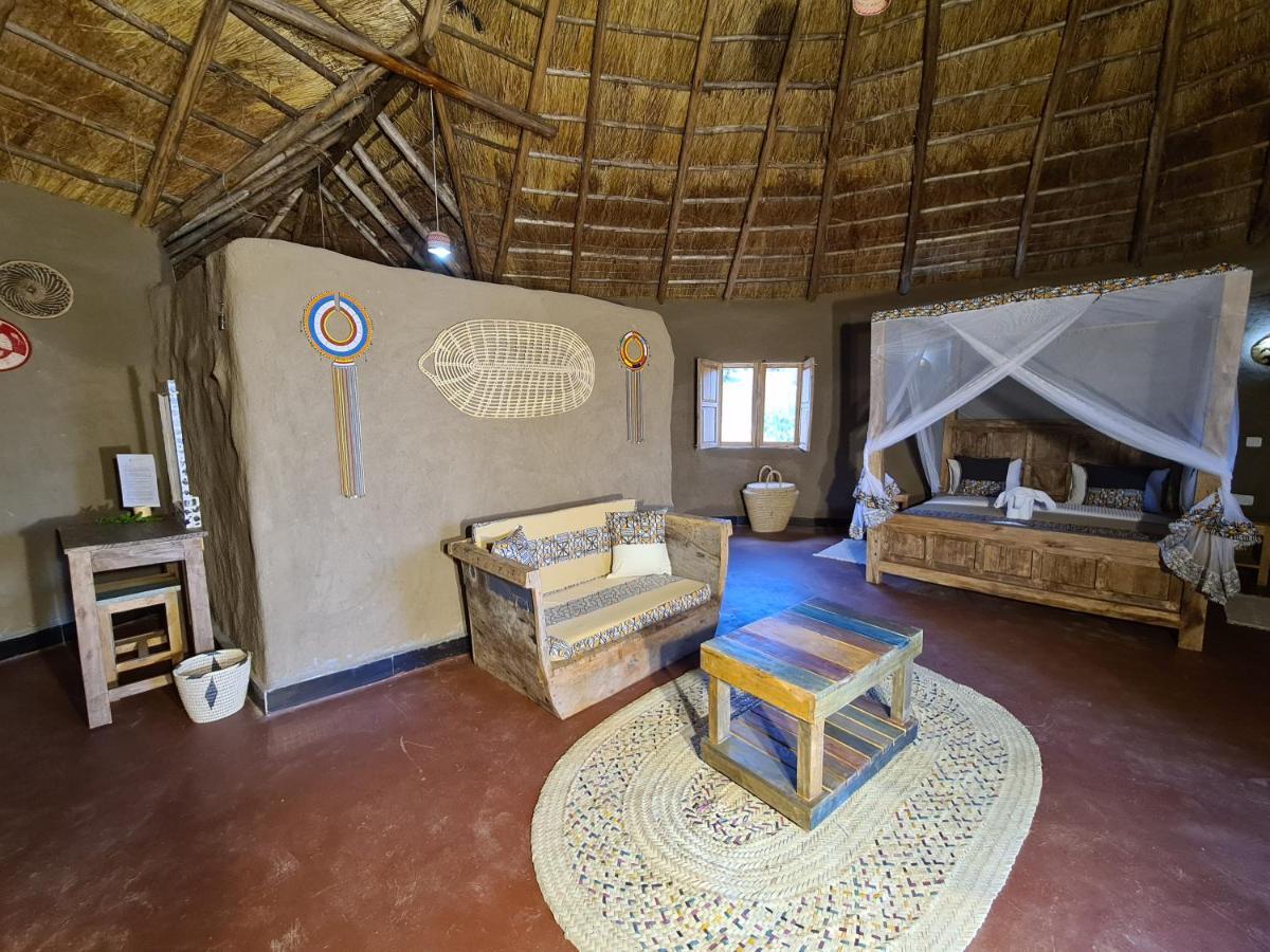 Africa Safari Maasai Boma Villa Serengeti Bagian luar foto