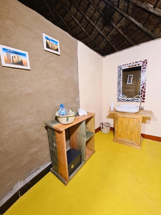Africa Safari Maasai Boma Villa Serengeti Bagian luar foto