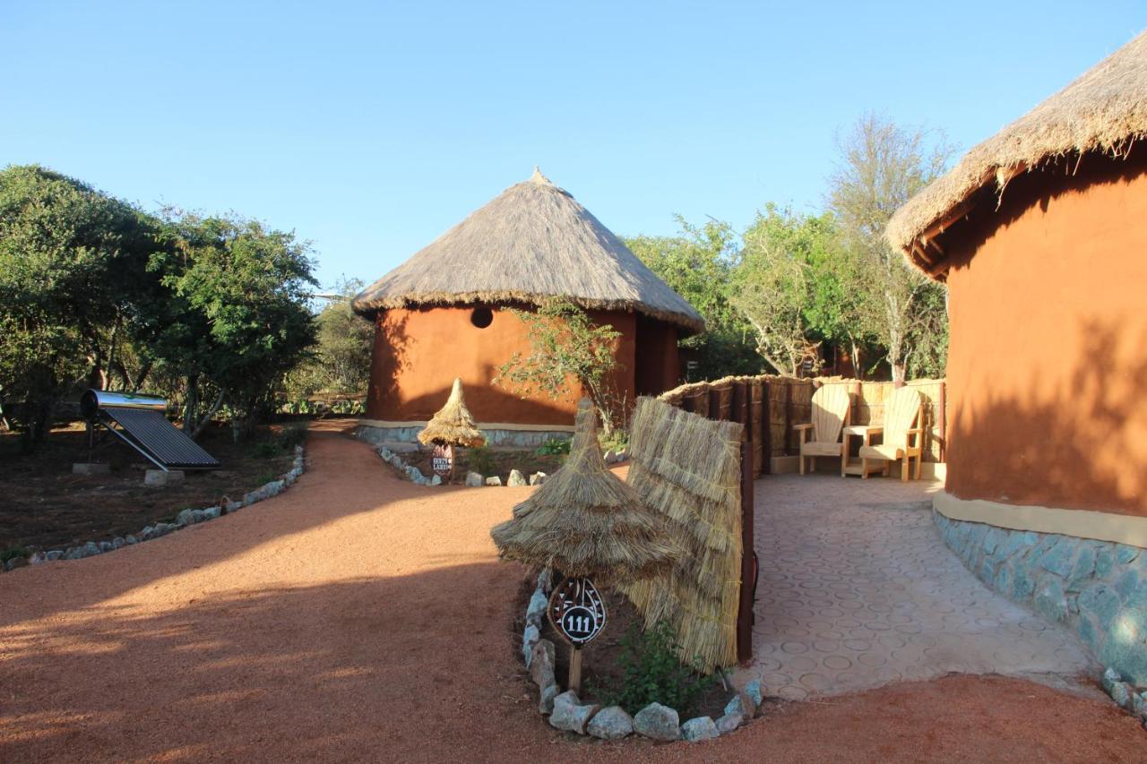 Africa Safari Maasai Boma Villa Serengeti Bagian luar foto