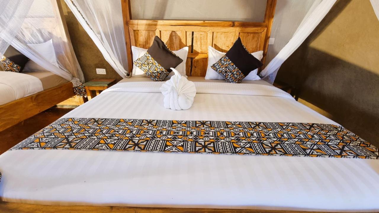 Africa Safari Maasai Boma Villa Serengeti Bagian luar foto