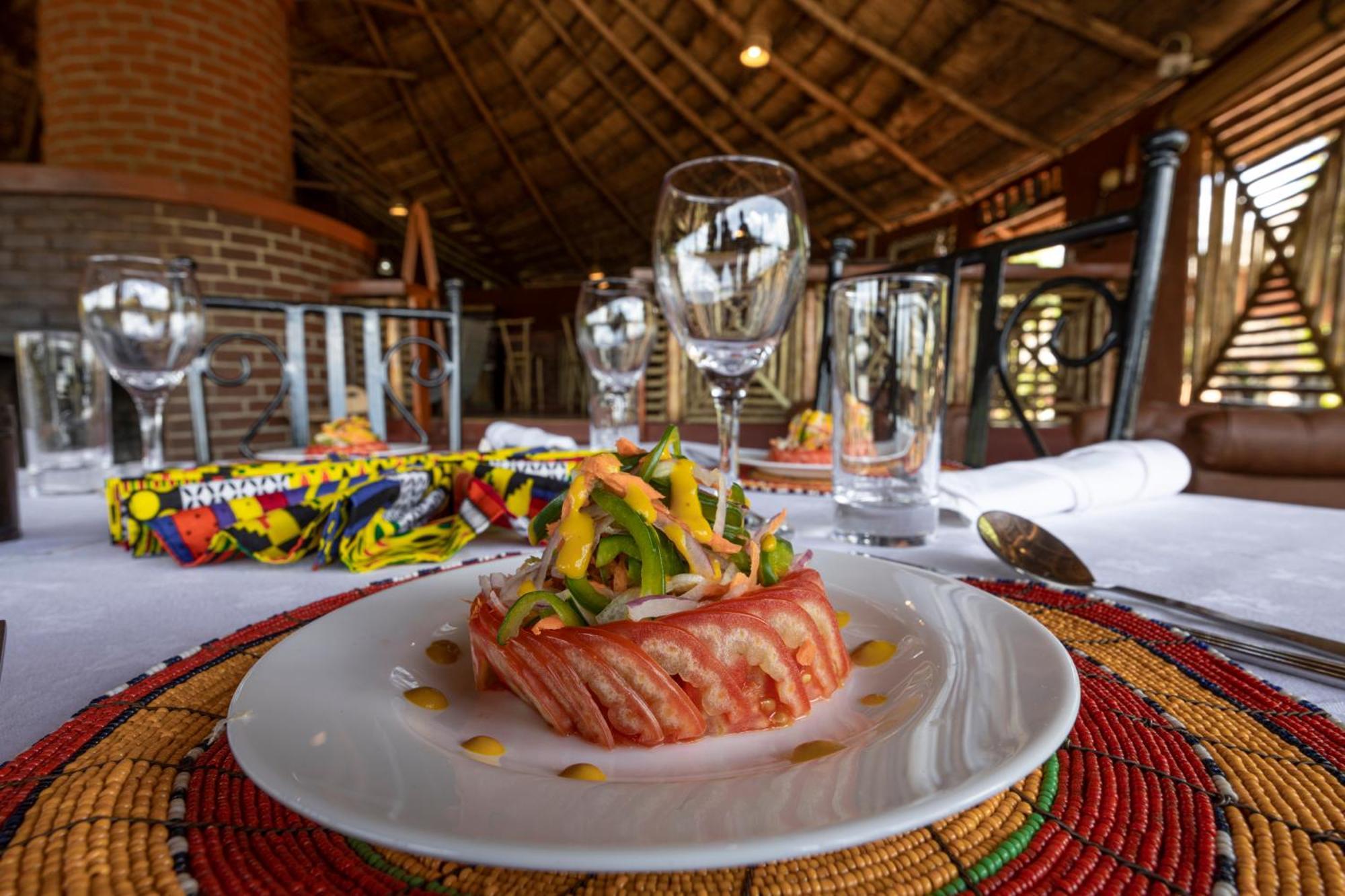 Africa Safari Maasai Boma Villa Serengeti Bagian luar foto